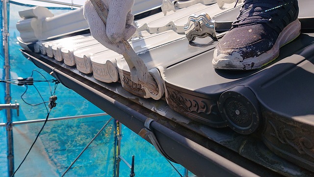 飯田市大瀬木金属瓦中塗り2