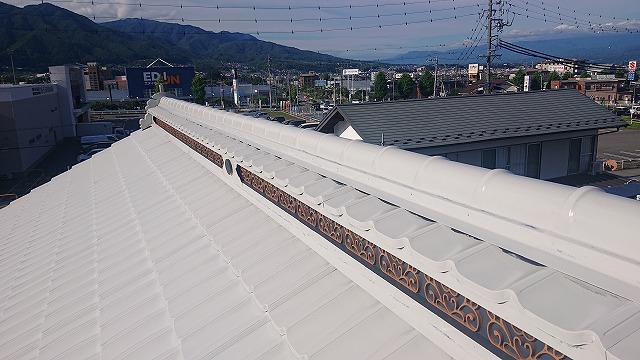飯田市大瀬木金属瓦中塗り10
