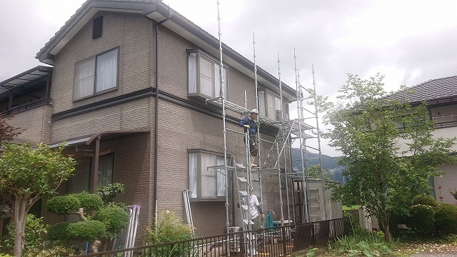 飯田市大瀬木外壁塗装足場3