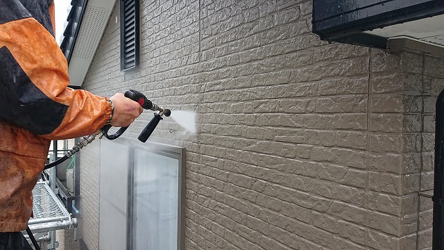 飯田市大瀬木外壁洗浄3