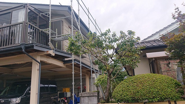 飯田市北方屋根外壁塗装　足場9