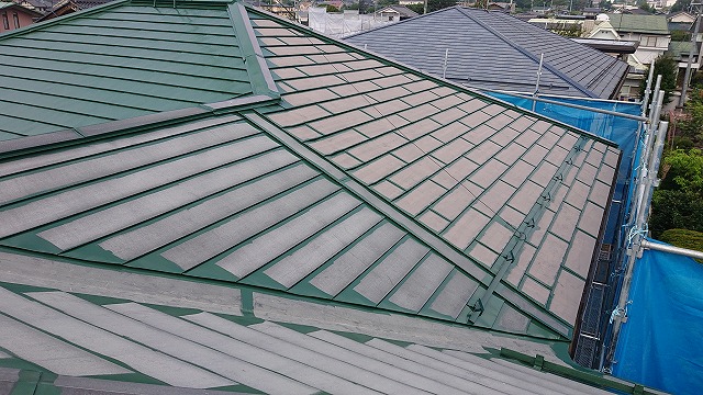 飯田市上殿岡　屋根外壁木部塗装 屋根中塗り6