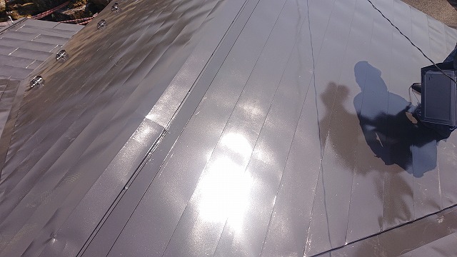 中川村トタン屋根塗装上塗り3