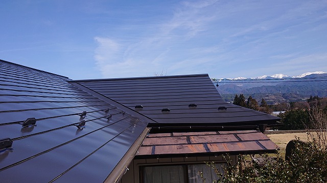 中川村トタン屋根塗装下塗り5