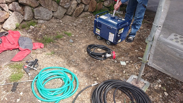 松川町サンワ外壁塗装洗浄作業1