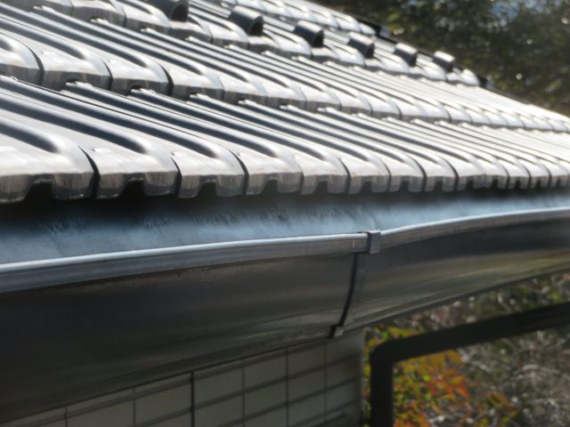 飯田市外壁塗装2色塗り分け