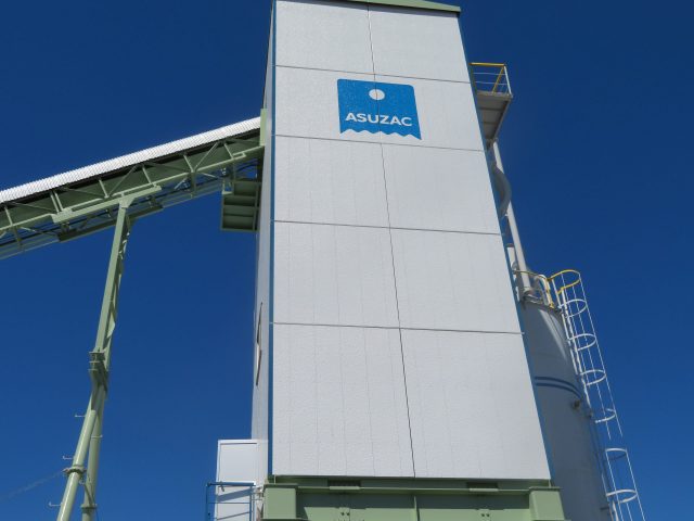 アスザック東御工場上塗り