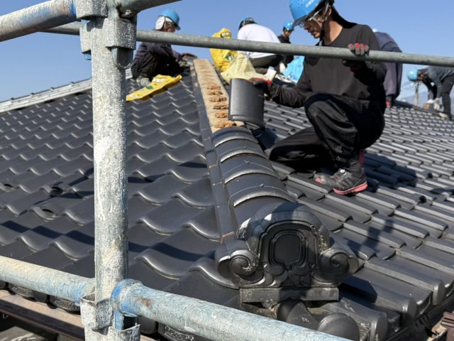 飯田市T邸屋根葺き替え工事瓦撤去