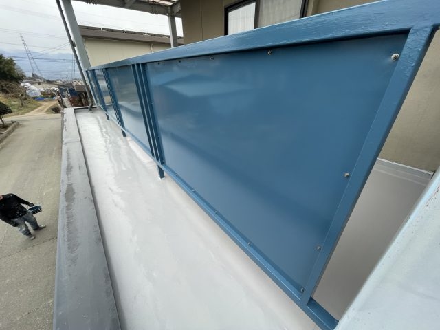 飯田市I邸ベランダ防水と目隠しフェンス完成