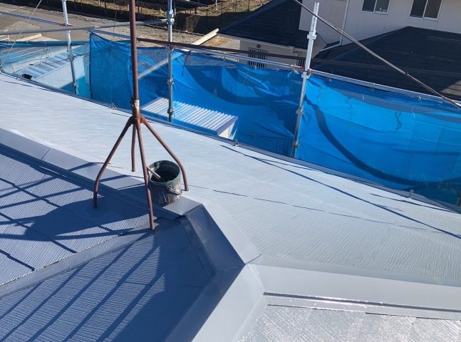 上伊那郡南箕輪村H邸屋根下塗り