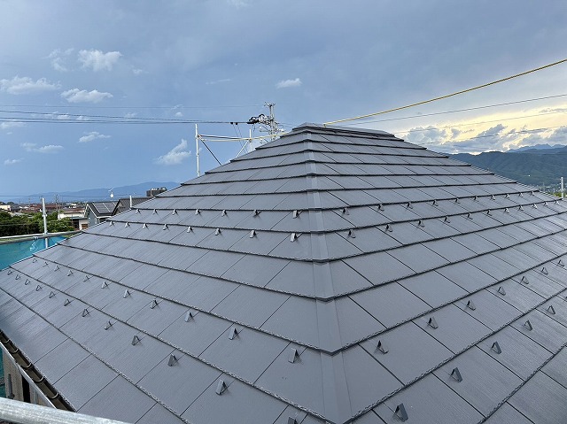 駒ヶ根市赤穂セキスイ　屋根中塗り3