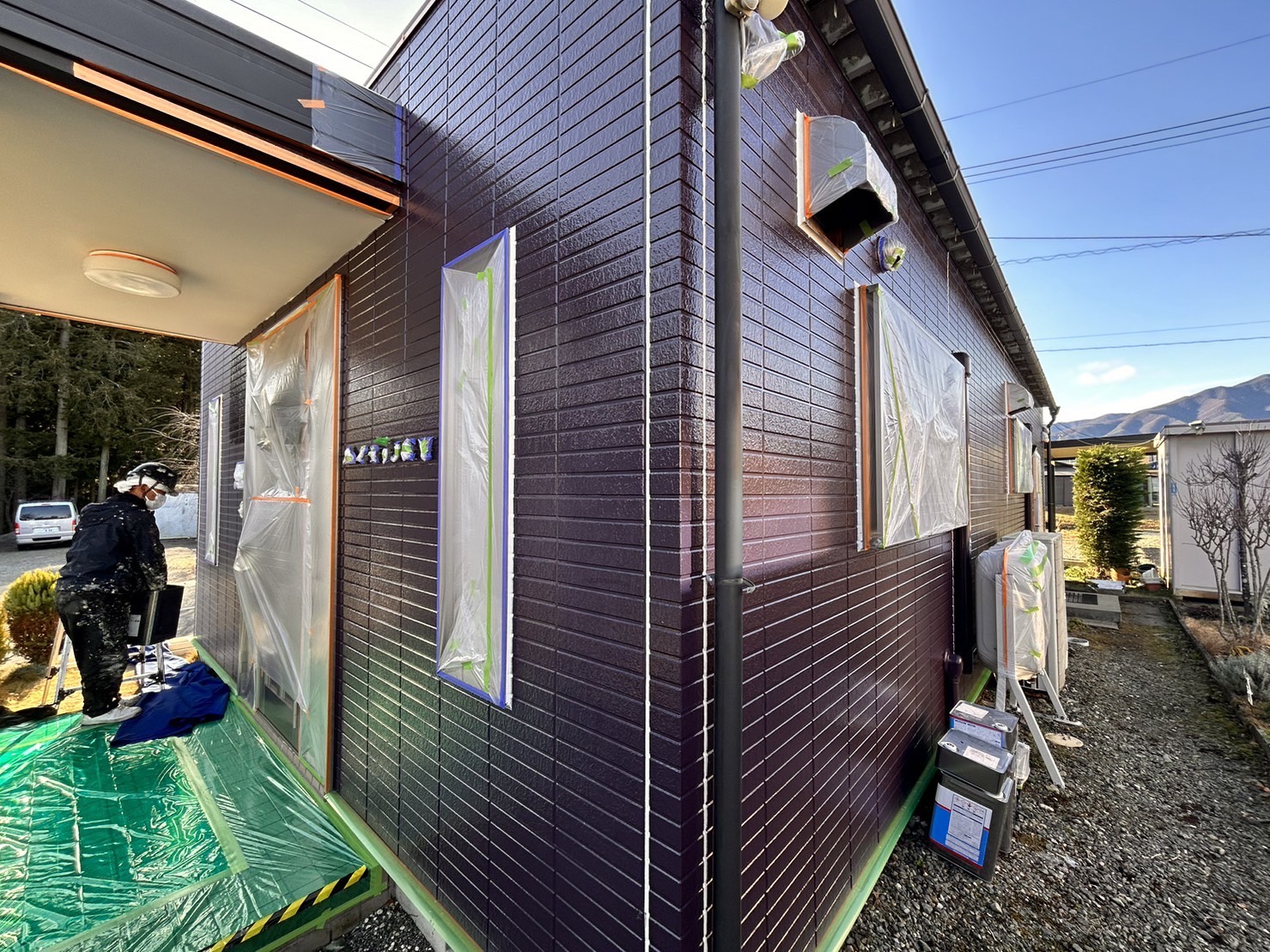 伊那市外壁塗装PRiJEW下塗り2