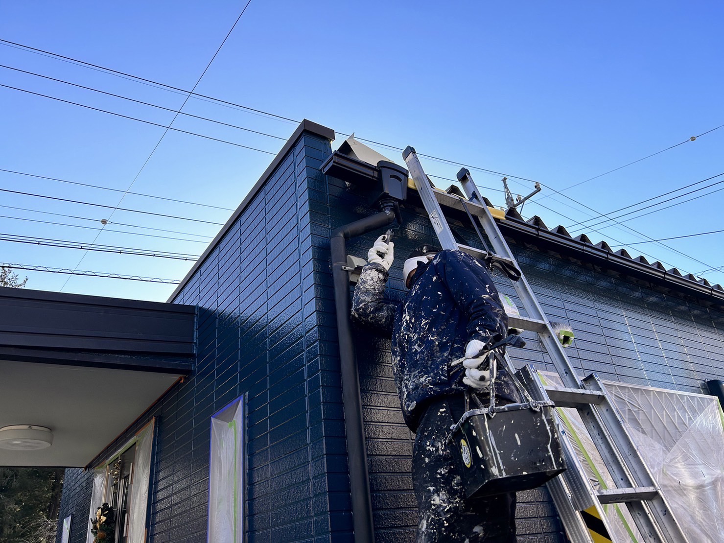 伊那市外壁塗装PRiJEW細部雨樋1