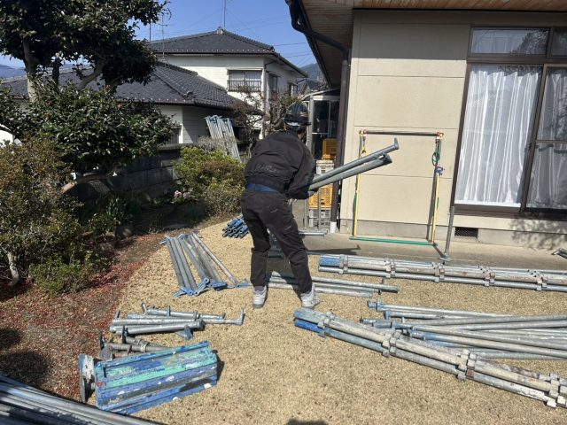 飯田市T邸屋根葺き替え足場の組立