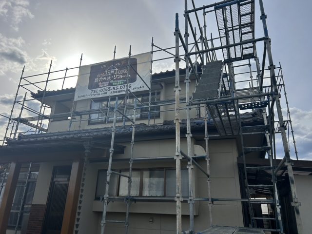 飯田市T邸屋根葺き替え足場