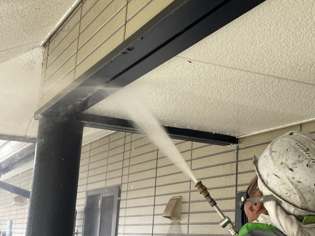 飯田市外壁塗装2色塗り分け