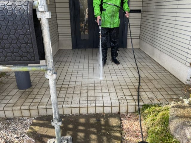 飯田市外壁塗装2色塗り分け