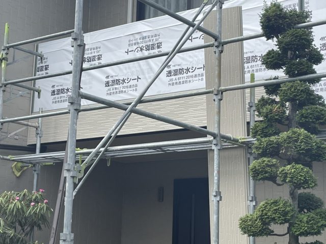 川路外壁カバー工法