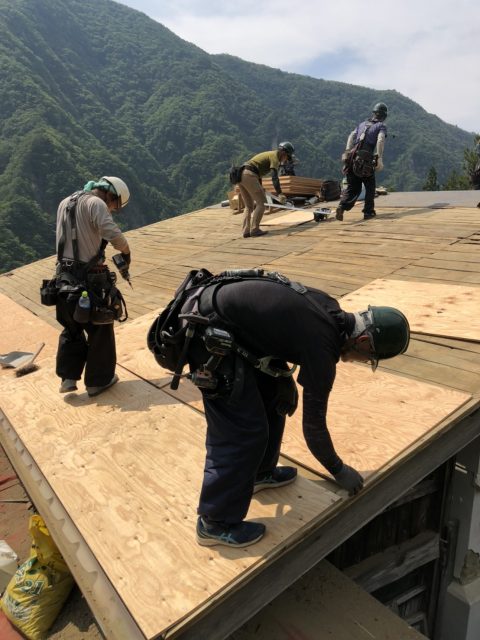 南信濃_屋根葺き替え_コンパネ2