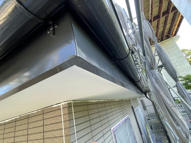 飯田市Y邸_鼻隠し塗装