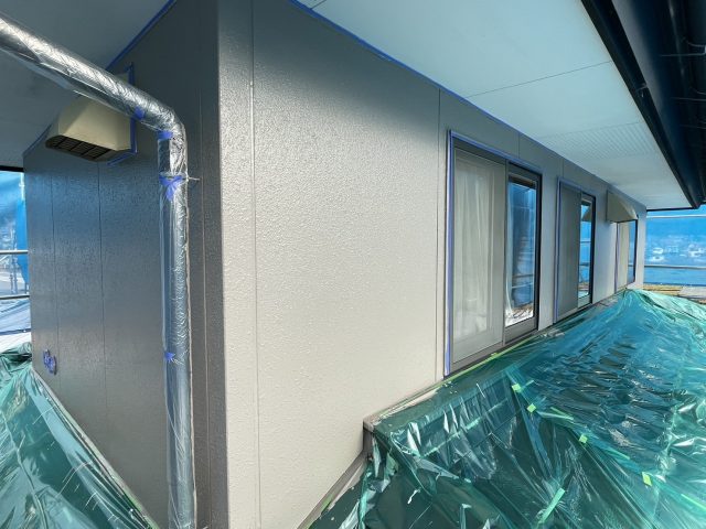 飯田市南信濃外壁塗装上塗り