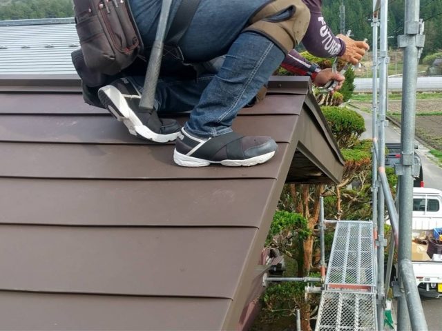 阿南町屋根葺き替えガルバリウム鋼板施工