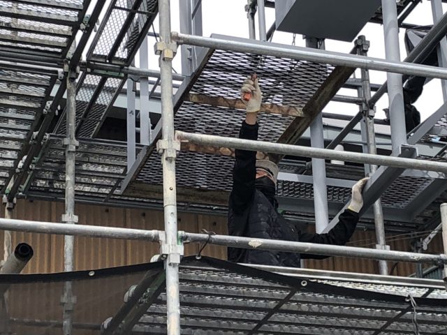 アスザック東御工場下塗り