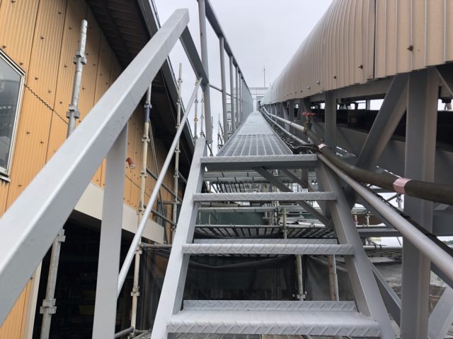 アスザック東御工場下塗り