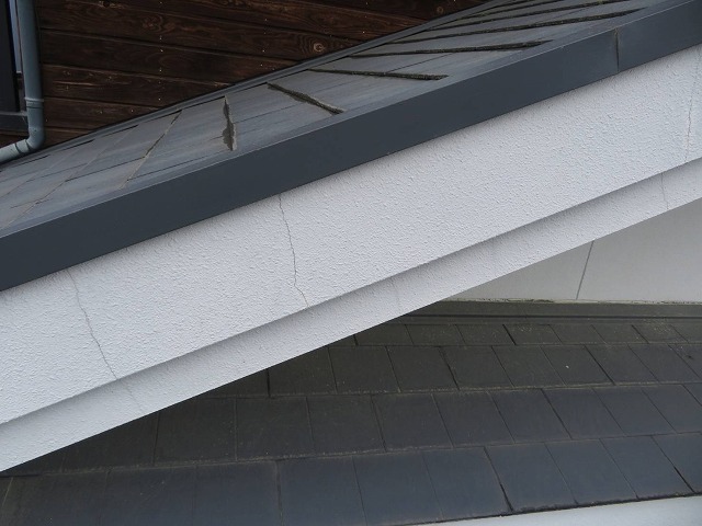 伊那市F邸破風サイディング部施工前