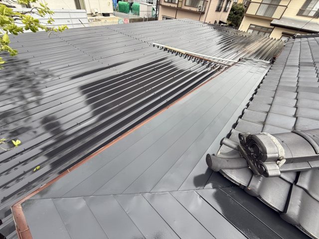 飯田市T邸トタン屋根施工後