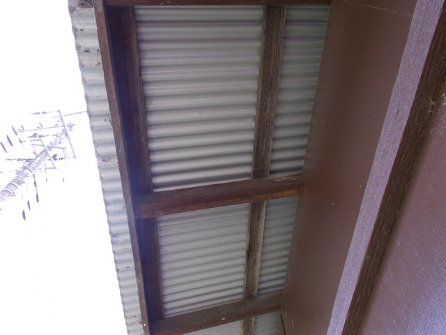 トタン屋根切詰め