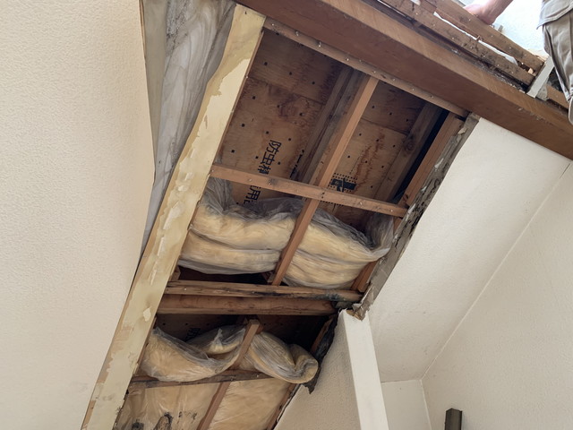 屋根断熱材の湿気