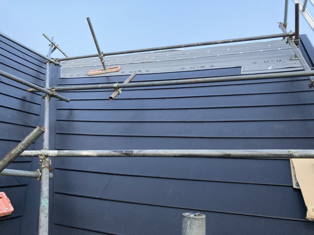 カバー工法　横暖ルーフプレミアムS