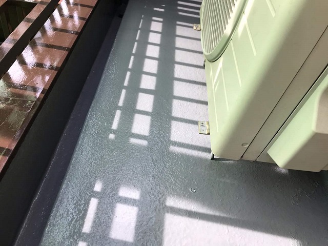 バルコニー塗装完成