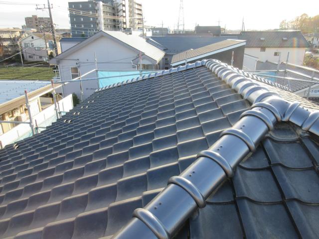 所沢市上新井　棟取り直し　丸棟取付　壁との取り合い　施工後