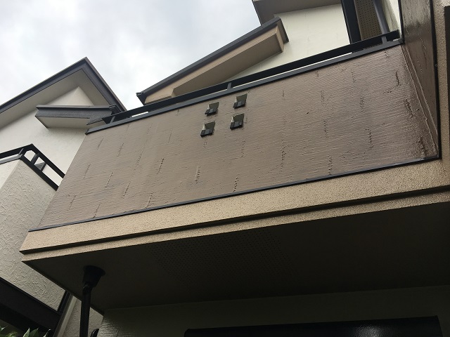 東京都　東村山市　屋根カバー工事　外壁塗装作業　付帯部塗装　ベランダ塗装　施工後