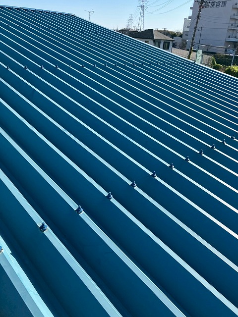 折板屋根の状態確認
