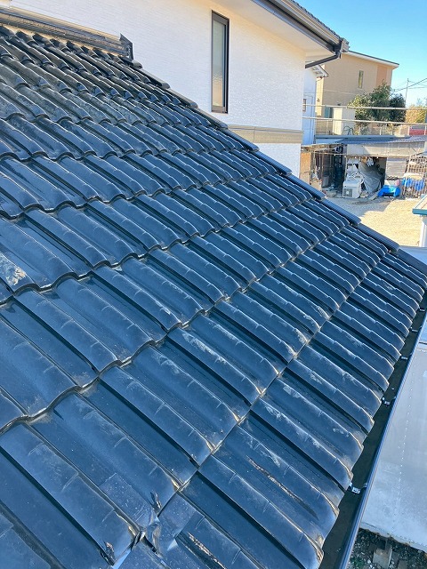 差し替え修理後の瓦屋根