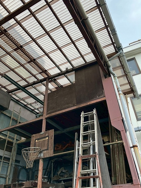 早めの交換が推奨される波板