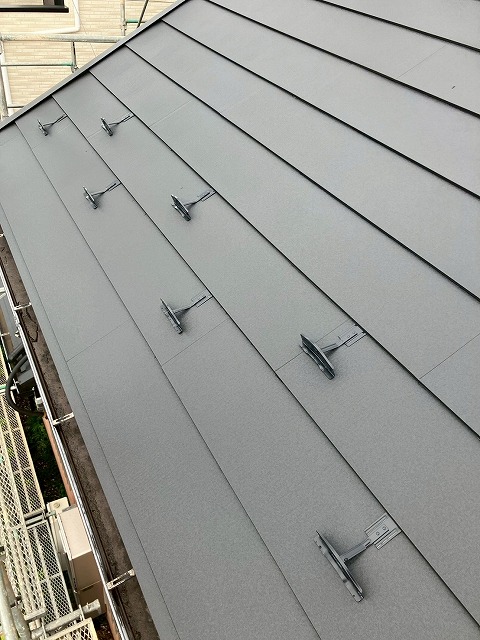 新品の雪止めの設置