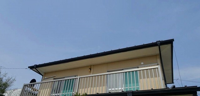 ベランダ完成前面下から