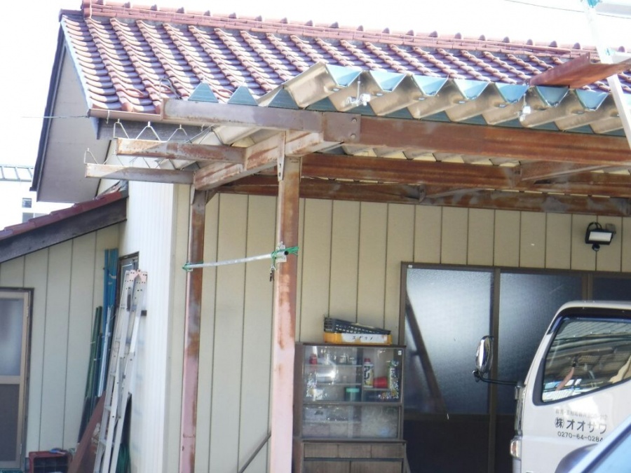 タイトフレームに見切面戸