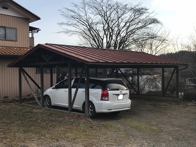 車庫全景