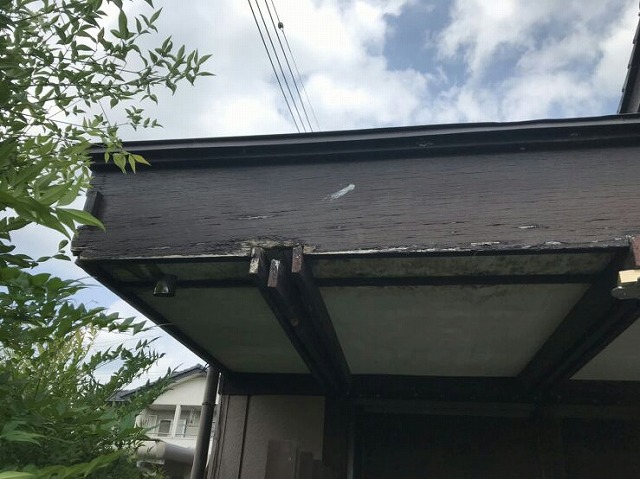 柱の取り付け前の化粧垂木