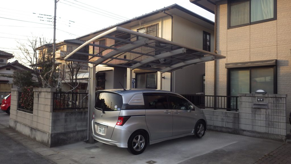 完成したカーポート