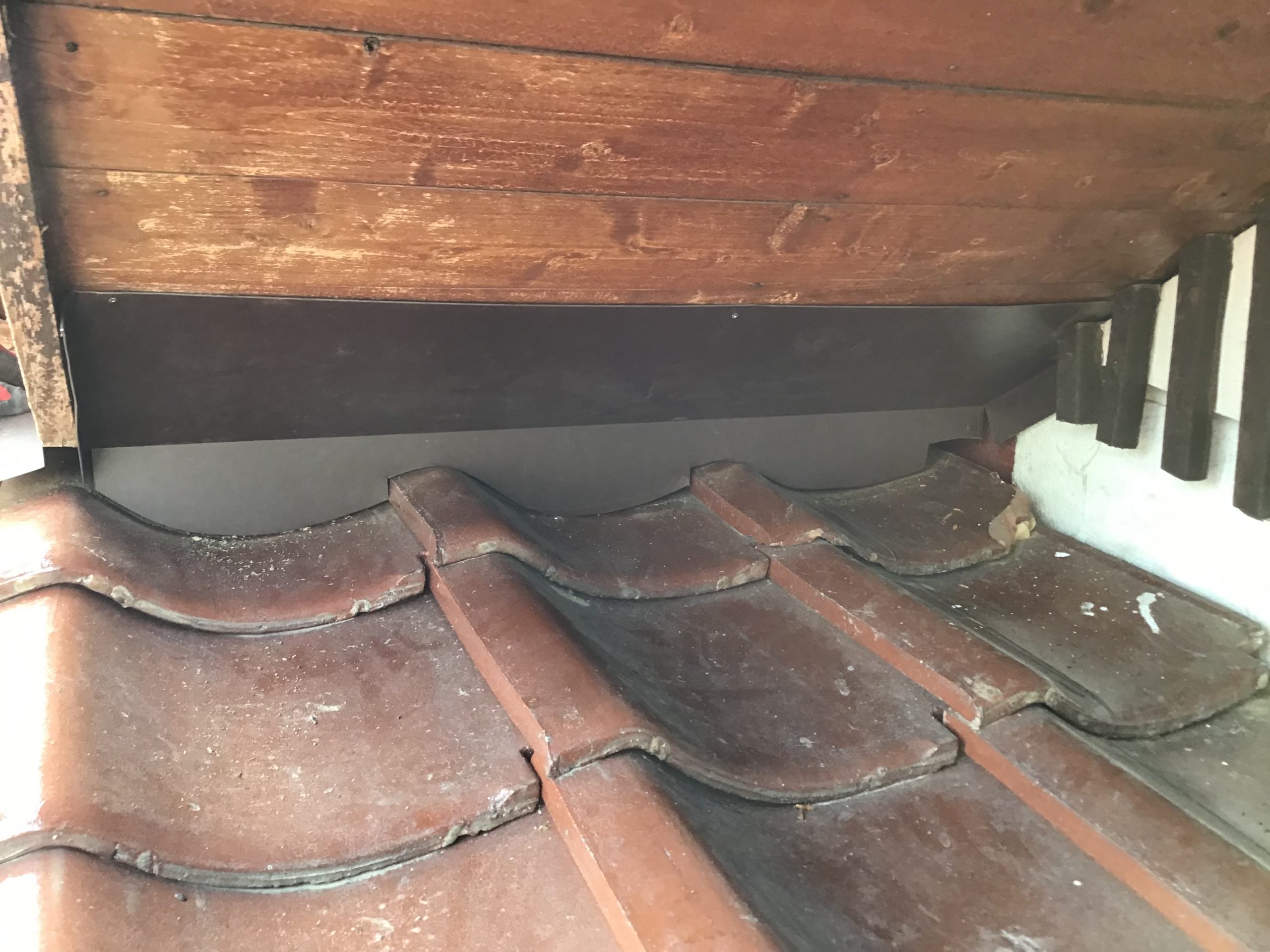 隙間塞ぎ完成です。