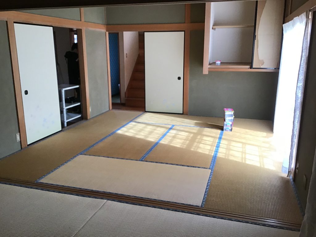 和室の畳と建具