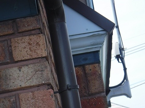 出窓木部の塗装劣化