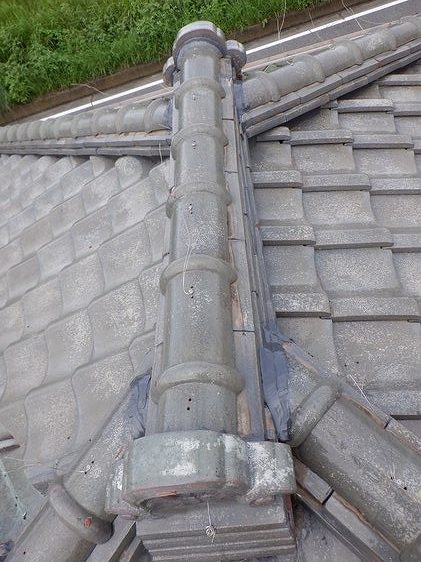 棟瓦にシーリング