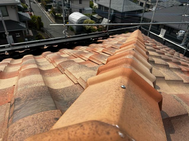 篠栗町で補修工事が完了した瓦屋根